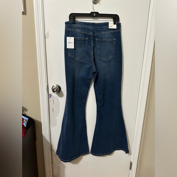 Super Flare High Rise Jeans - new with tags - Picture 2 of 6